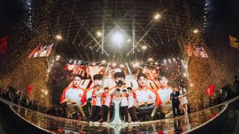 LOL2026全球总决赛S16 – 比赛时间与总决赛观看指南 战队阵容中的教练与分析岗位